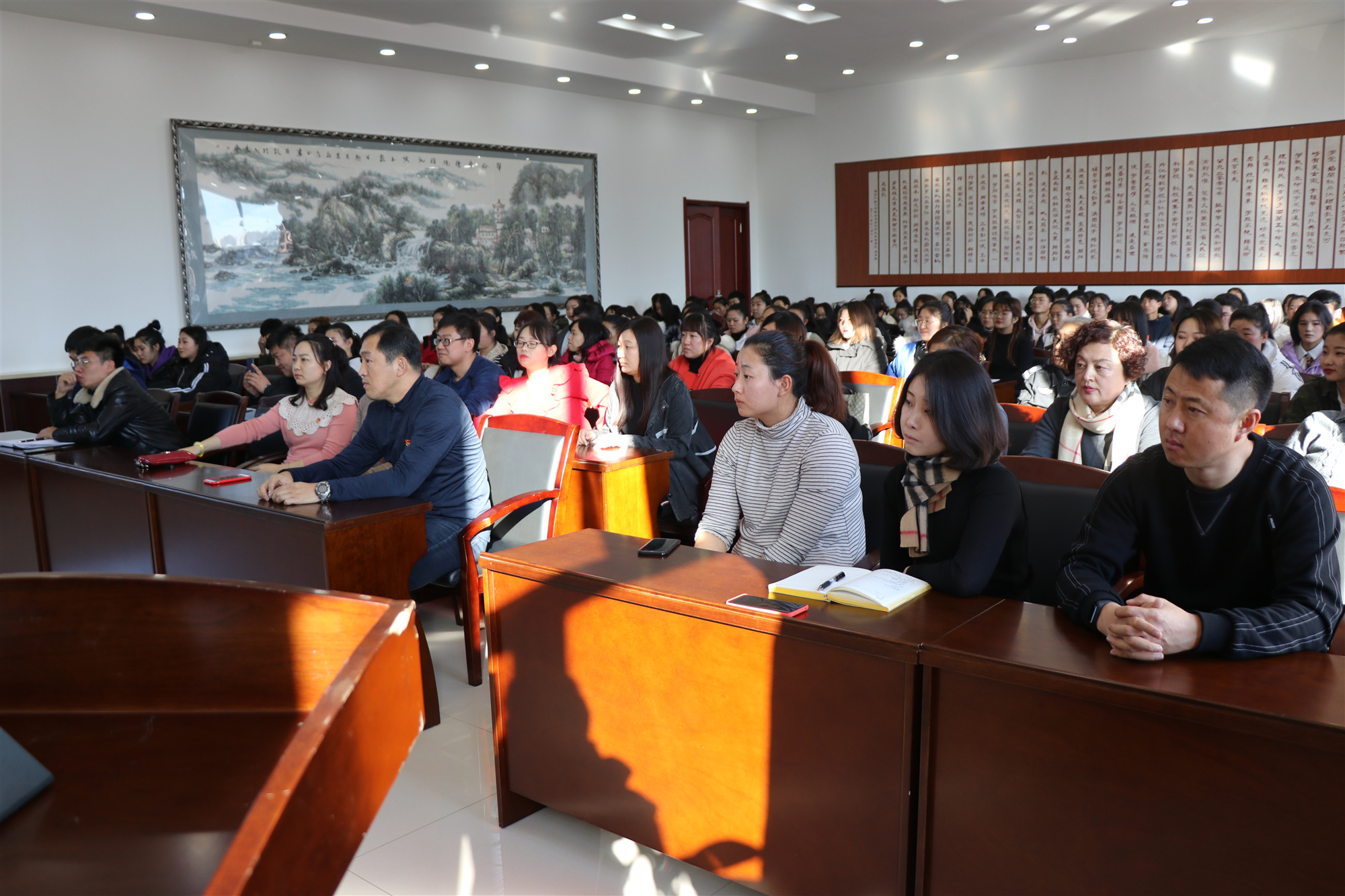 20181203150653_10044.jpg IMG_3610.JPG